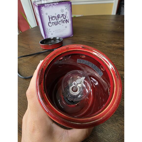 Scentsy Retired Merry Berry Christmas Holiday Full Size Wax Warmer - Picture 5 of 16
